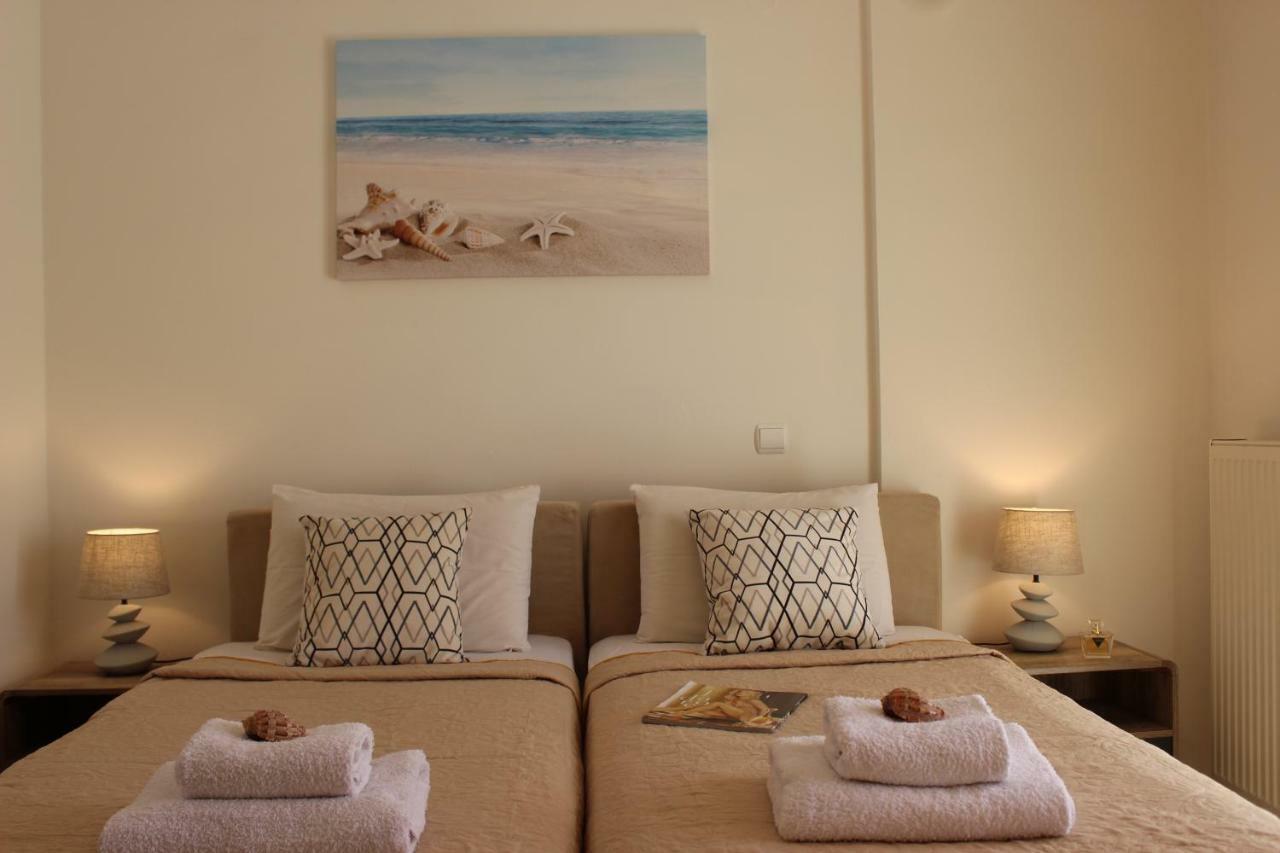 Amazing Beachfront Apartment In Hersonissos Exteriér fotografie